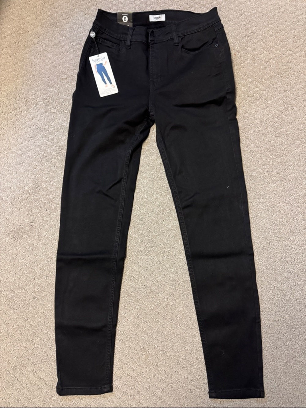 Kensie Women's Black Skinny Jeans